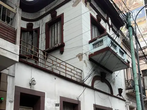 Avenida Juan Bautista Alberdi 1800