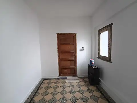 Local en Alquiler en Parque Avellaneda, USD 1.700.000
