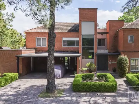 Casa en venta en Mayling Club de Campo