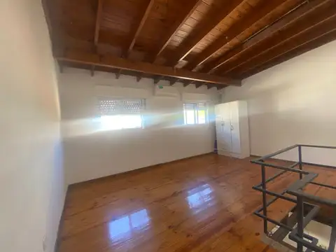 Depto Tipo Casa en Venta al Oeste