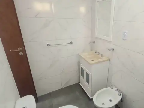 ALQUILER DEPARTAMENTO 2 AMBIENTES PATIO FLORESTA
