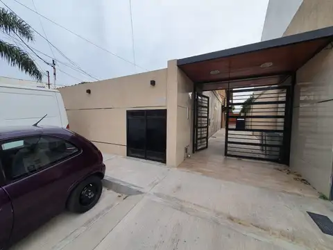 Depto Tipo Casa en Venta de 2 ambientes
