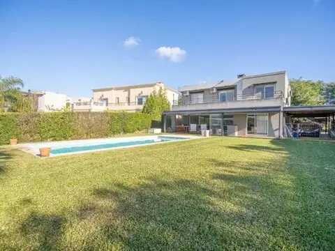 Casa Monoambiente con 3 baños