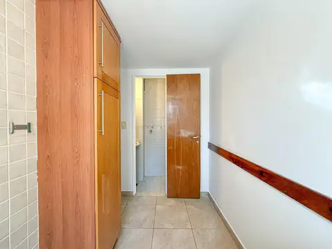 Departamento 5 ambientes con 2 baños