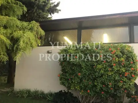 ALQUILER CASA EN PLAYA MANSA - ARROYO SECO