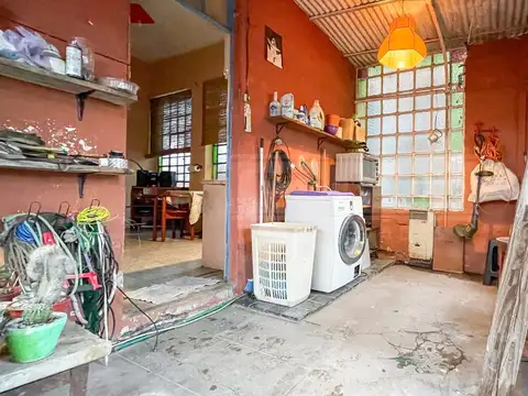 Saenz Valiente 27 entre Av. Santa fe y Tres Sargentos