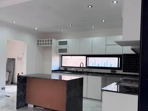 Casa en Venta en San Sebastián, USD 195.000