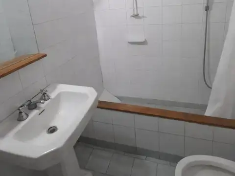 Depto Tipo Casa 4 ambientes con 1 baño