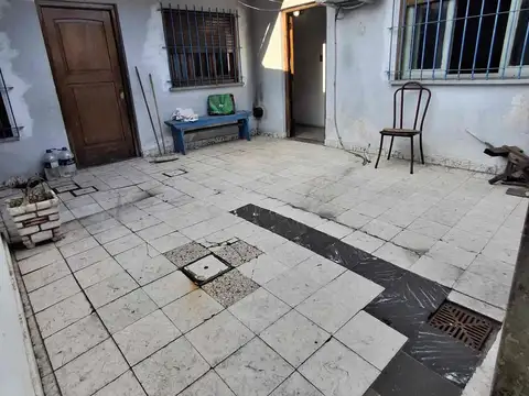 Depto Tipo Casa en Venta en Lanús Oeste, USD 35.000