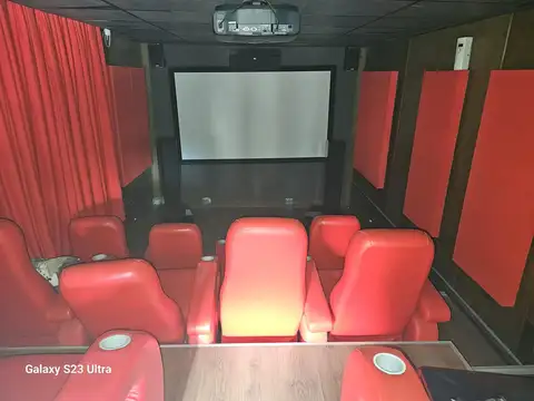 Casa 7 ambientes con 4 baños