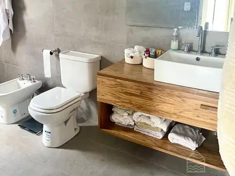 Casa en Venta en Pilar Del Este - Santa Sofia, USD 248.000