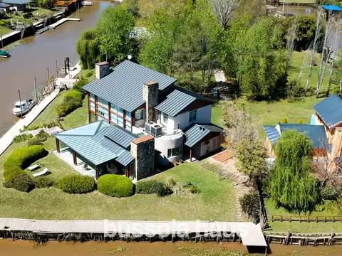 Casa 6 ambientes en Isla del Este Tigre Amoblada Amarra Propia Financiación