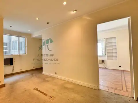 Tucuman 200 , Piso 8