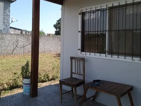 Casa en Alquiler en Capitan Bermudez, $ 250.000