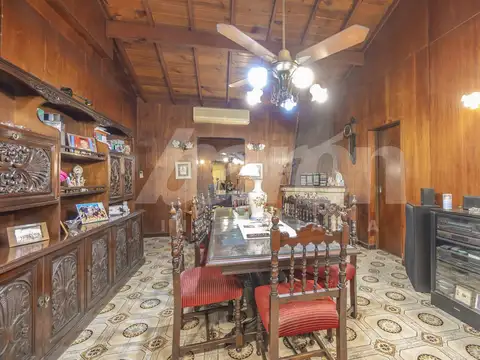 Venta- Casa 2 amb -Velez Sarsfield 85-Temperley