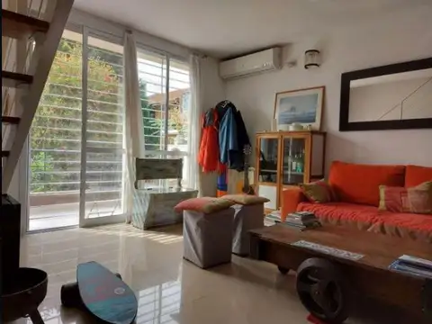 Depto Tipo Casa en Alquiler Temporal en San Isidro, USD 1.300