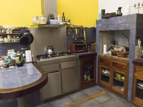 Depto Tipo Casa 9 ambientes con 4 baños