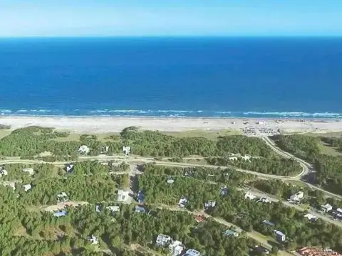 Terreno en Venta 50  mts Fondo