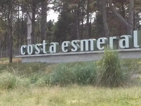 Marítimo II - Costa Esmeralda