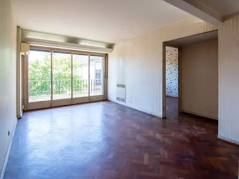 VENTA DEPTO 6 AMBIENTES PATIO y BALCON CONSTITUCIÓN