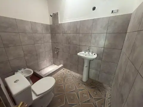 Casa en Alquiler en Ramos Mejia, $ 600.000