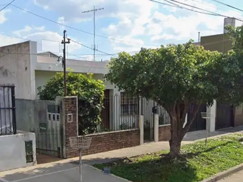 VENTA  - CASA 3 AMB. - APTO CREDITO - EL PALOMAR