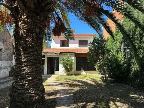 Casa en Venta 5 Amb  Don Torcuato