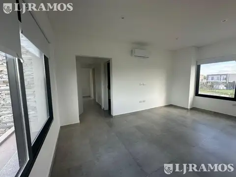 Casa en Venta 1 año
