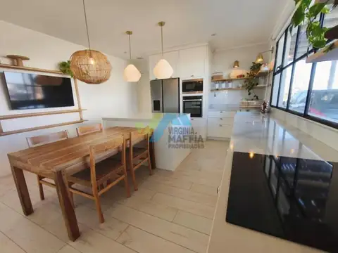 Casa en Venta de 5 dormitorios