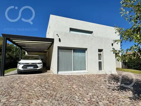 Casa en Venta en Pilar Del Este, USD 308.000