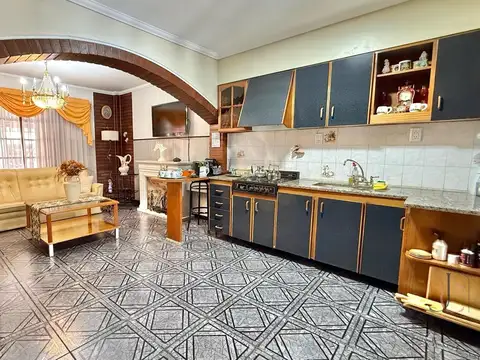 Casa en Venta en Villa Luzuriaga, USD 235.000