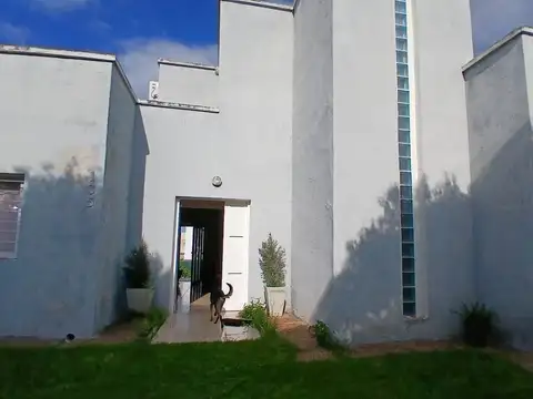 Los Cedros 100