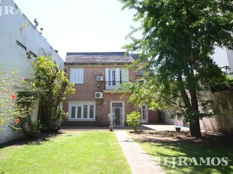 Casa en Bajo Belgrano. Alquiler