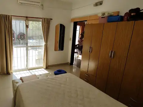 PH en Villa Saenz Peña, Dos ambientes en Planta Baja con Patio Privado