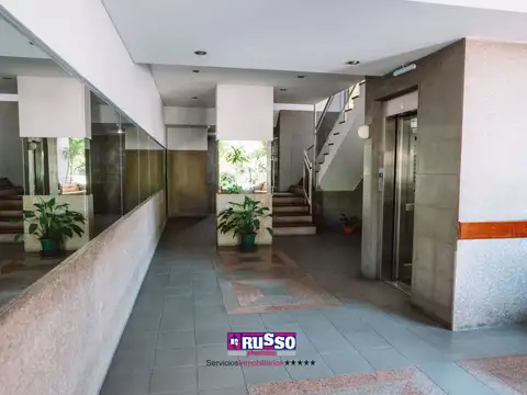 Departamento en Alquiler con 2 cocheras