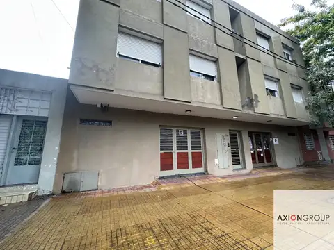 Departamento en venta de 2 dormitorios c/ cochera en La Plata