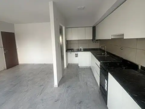 Zeballos 1800, Piso 7