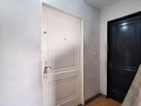 Departamento en Venta en Paso del Rey, USD 180.000