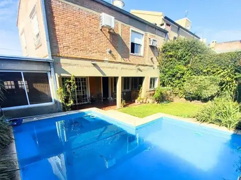 Hermosa casa, excelente ubicación. Oportunidad de inversión