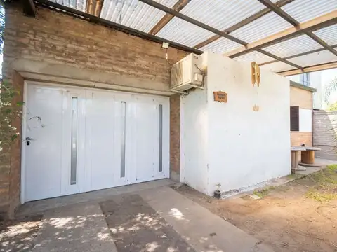 Casa en Venta con 1 cochera