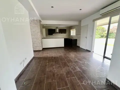 Casa en Venta en Haras Santa María, USD 259.000