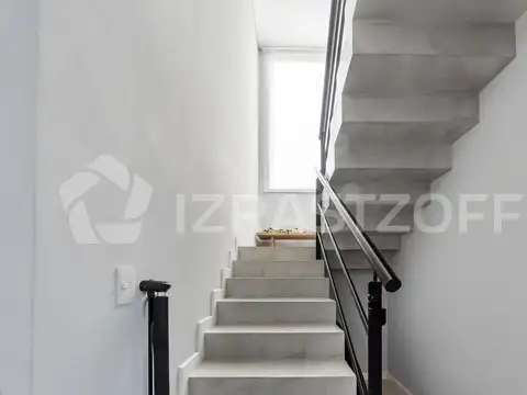 Casa 5 ambientes con 3 baños