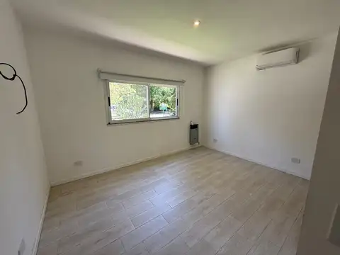Casa en Venta con 7 cocheras