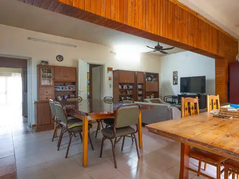 Casa en Venta en Azcuenaga, USD 97.000