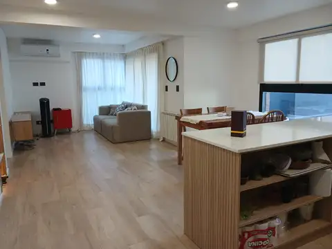 VENTA DEPARTAMENTO EN EDIFICIO BRICKHOUSE 3 AMBIENTES, COCHERA INCLUIDA