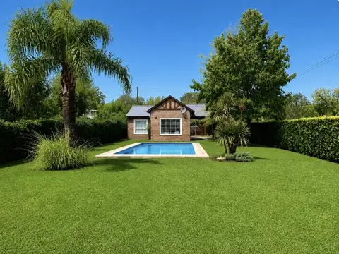 ROLDAN - CASA EN VENTA -  CHALET CON PISCINA Y 2 DORMITORIOS - LÍMITE CON FUNES