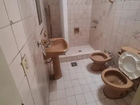 Excelente Casa P.H. interno cocina, living comedor, baño, dormitorio y terraza