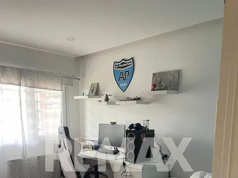 Casa 6 ambientes con 2 baños