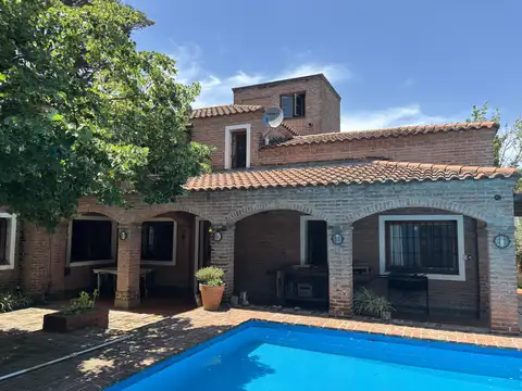 Gobernador Castro 100