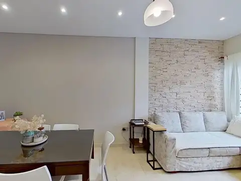 Aristóbulo del Valle 100